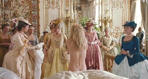 Kirsten Dunst Nude Pics Page 7