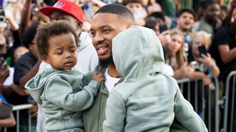 Damian Lillard welcome rally, Milwaukee Bucks fans excited | FOX6 Milwaukee