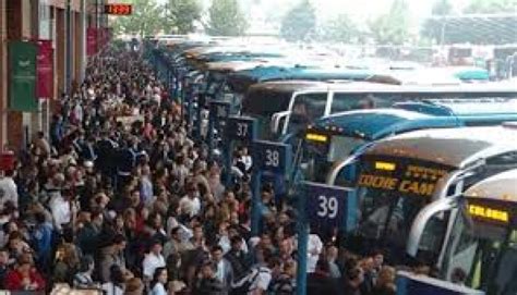 Intenso movimiento turístico en el inicio de las vacaciones de invierno