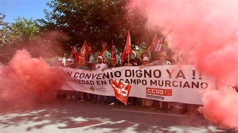 Protesta Campo Murcia Los Sindicatos Ven Inevitable La Huelga En El