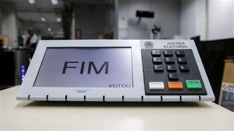 Como funciona a urna eletrônica Como é o processo de contagem de votos