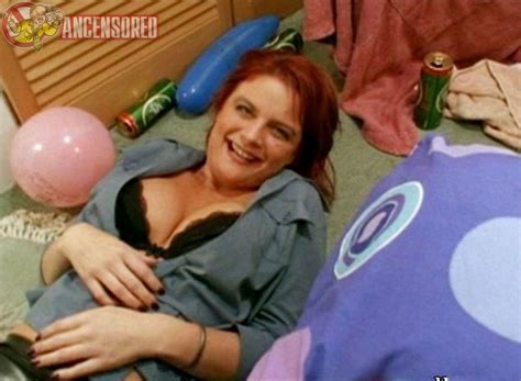 Naked Chili Gold In Freak Out