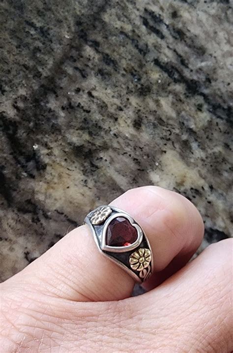 Retired James Avery Garnet Heart Ring With 14kt Gold Gem