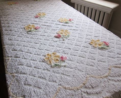 Floral Chenille Bedspread 1960s Heavy Cotton