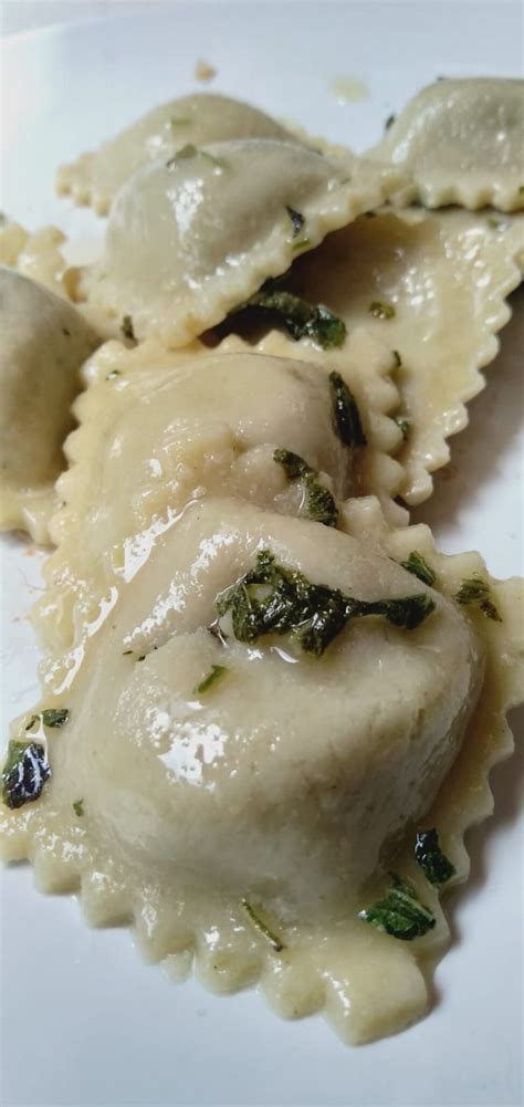 Ravioli Ripieni Di Salsiccia E Funghi Sweet Italy Bcn Ricetta