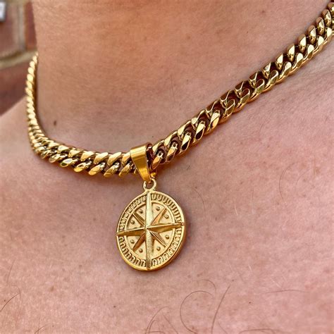 Mens Necklace 18K Gold Compass Pendant Men Gold Choker Chain With