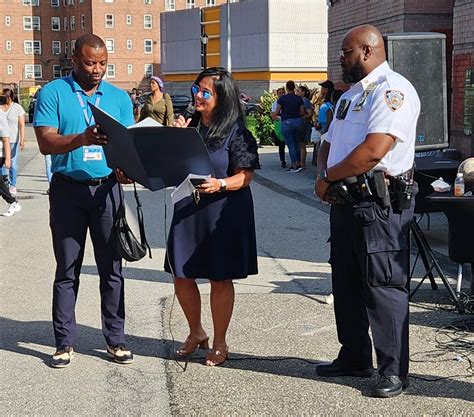 Housing advocates help people with the nycha application process online 1