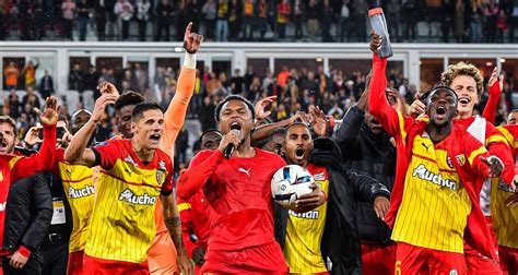 Rc Lens Mercato L Ac Milan A Flash Sur Un Sang Et Or Autre Que Fofana