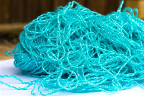 How To Unravel Yarn The Best Way The Creative Folk