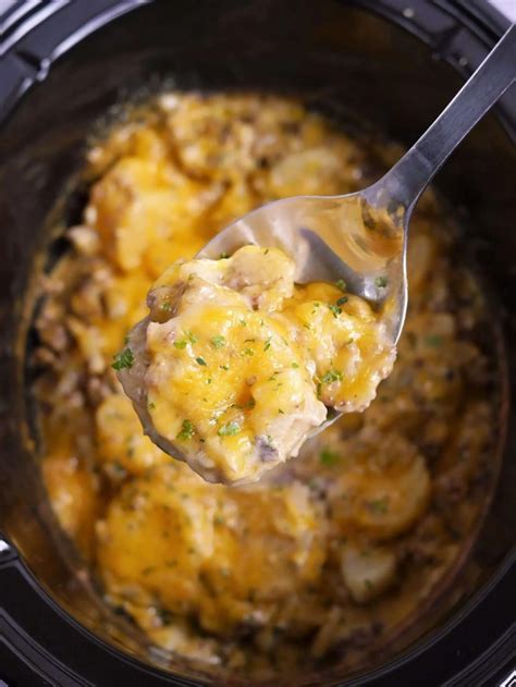 Cheesy Ground Beef and Potato Casserole (slow cooker) – This Mom Cooks