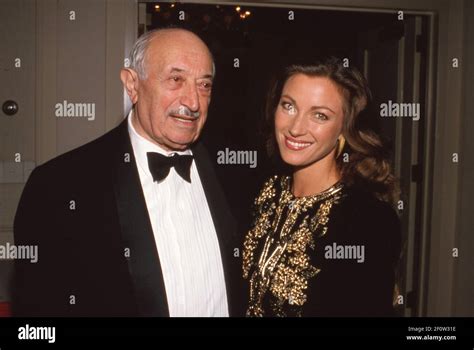 Simon Wiesenthal And Jane Seymour At The 1989 National Tribute Dinner