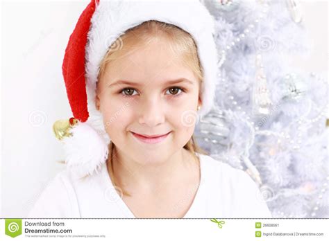 Belle Fille Avec Le Chapeau De Santa Image Stock Image Du Visage