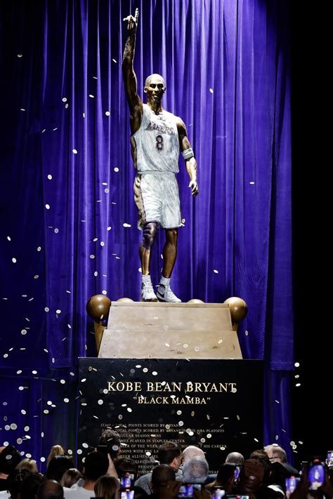 Kobe Bryant statue pays homage to legacy and his 81-point game - Los ...