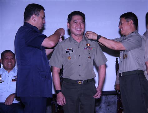 QC Mayor Herbert Bautista is Now a Colonel! - When In Manila