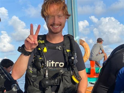 Escuela De Buceo En Koh Tao Tailandia Nitro