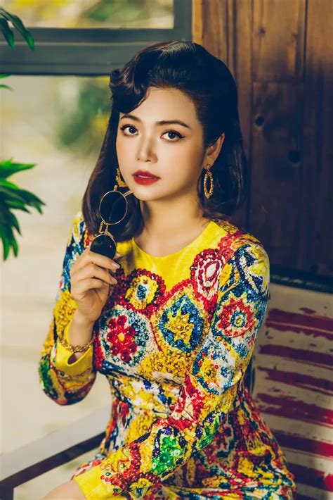 NSƯT Kiều Anh hiếm hoi diện bikini táo bạo khoe dáng chuẩn ở tuổi 43 Sao việt Việt Giải Trí