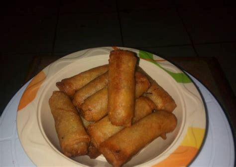 Chicken Spring Rolls Recipe By Rafia Saeed Abjmom16 Cookpad