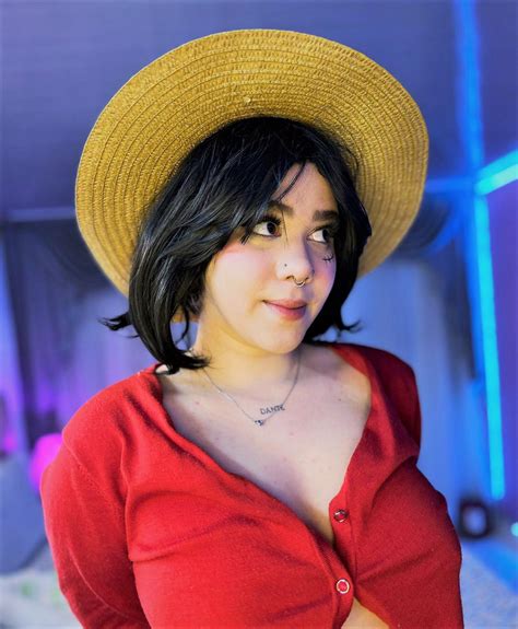 Luffy [One piece] by albaandthayron : r/cosplaygirls