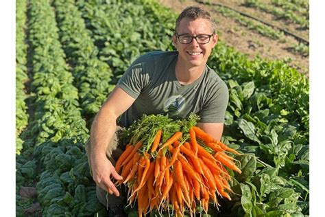 How One Thriving Farmer Loves To Grow and Talk About Organic Vegetables ...