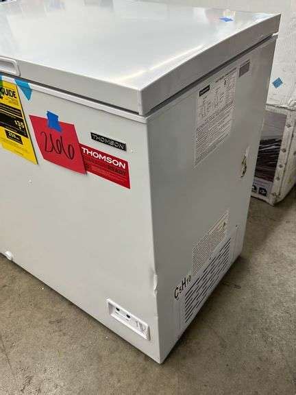 Thomson 7 0cu Ft Chest Freezer Earl S Auction Company