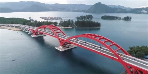 Mengenal Youtefa Jembatan Merah Megah Nan Indah Kebanggaan Papua