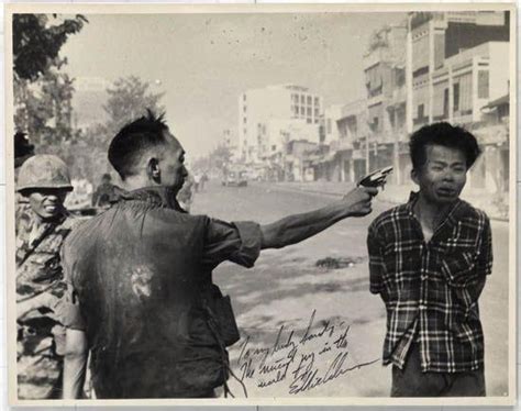 Eddie Adams General Nguyen Ngoc Loan Executing Viet Cong Prisoner