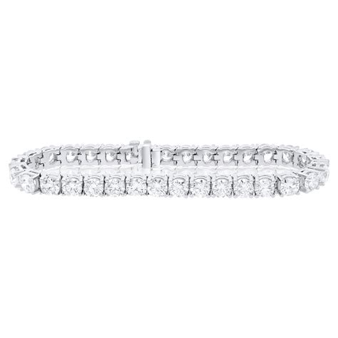 Diana M Carat Prong Emerald Cut Diamond Bracelet For Sale At