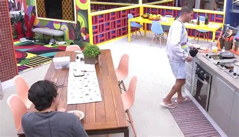 Bbb22 Arthur Se Recusa A Levar Brothers Para Sua Casa