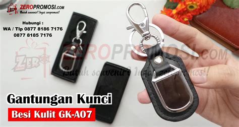 Souvenir Gantungan Kunci Besi Kulit Kode GK A07 Custom Logo Murah