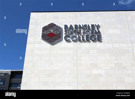 Barnsley College Higher Education Hi Res Stock Photography And Images