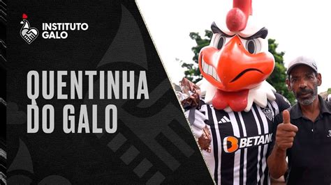 Galo Doido Distribui Quentinhas E Ovos De P Scoa Para Moradores Em