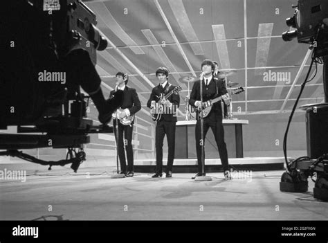 Beatles ed sullivan show hi-res stock photography and images - Alamy