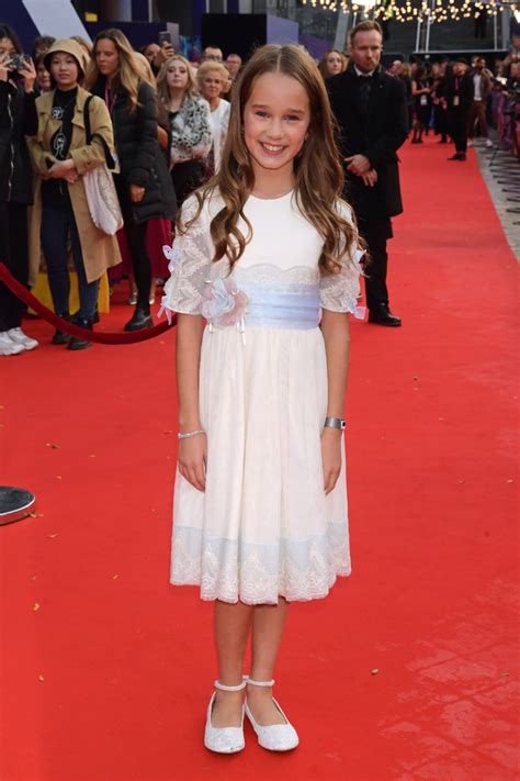 Photos: MATILDA THE MUSICAL Movie Cast Hits the Red Carpet at the BFI ...