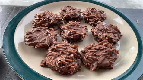 Kuih Raya Bahan Saja Kuih Raya Badam Coklat Yang Crunchy Termudah