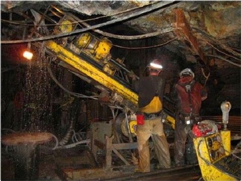 Exploration Underground Drill Rig Efficient Deep Hole Drill Machine