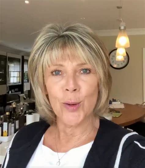 In Pictures Ruth Langsford Stunning New Hairstyle Rsvp Live