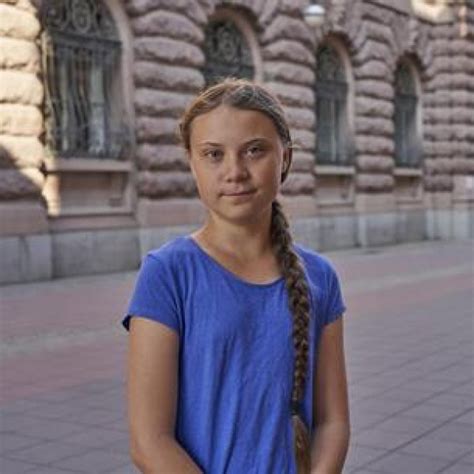 Greta Thunberg Compie Anni Buon Compleanno Alla Giovane Attivista