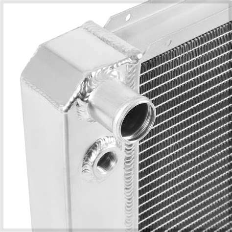 Aluminum 3 Row Performance Radiator For 96 05 Chevy S10 Blazer GMC