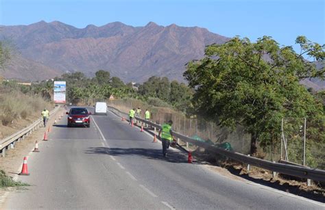 Mijas acomete labores de desbroce en todo el término municipal para