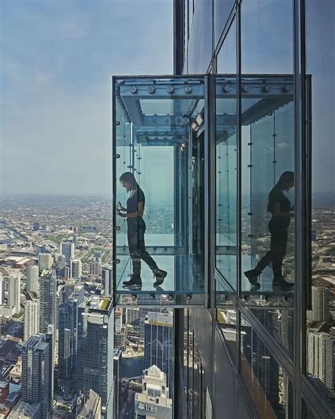 Willis Tower Experience An Icon From Street To Sky