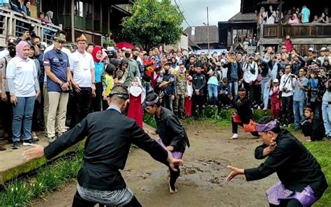 Kunjungan Ke Pagar Alam Sandiaga Uno Desa Wisata Turut Ciptakan