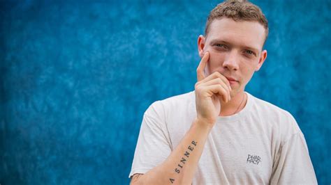 Blood Runs Red A New Song By Matt Maeson Is Released For The First