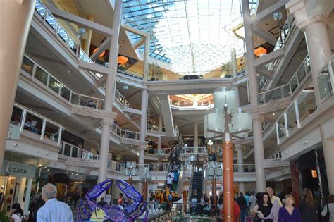 17 Best Boutiques Malls And Markets To Go Shopping In Baltimore