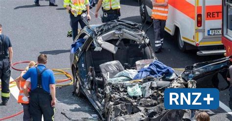 Verkehrsunfall Vier Männer Sterben Bei Unfall Auf A3 Bei Regensburg