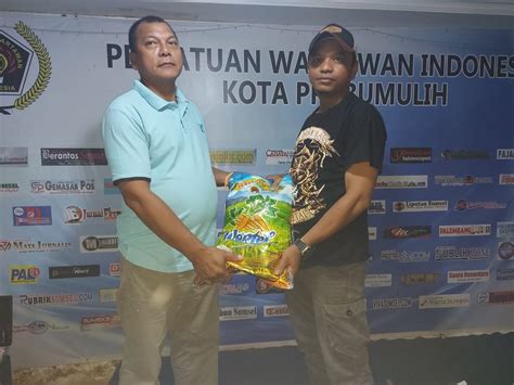 Meriahkan HUT RI Ke 77 PWI Prabumulih Gelar Lomba Gaple Metro Sumatera