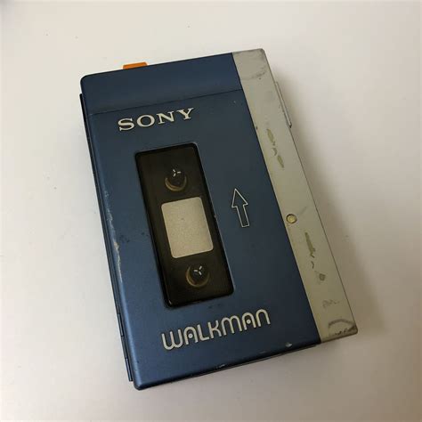 Yahooオークション 【ジャンク】sony Walkman Tps L2 初代カセット