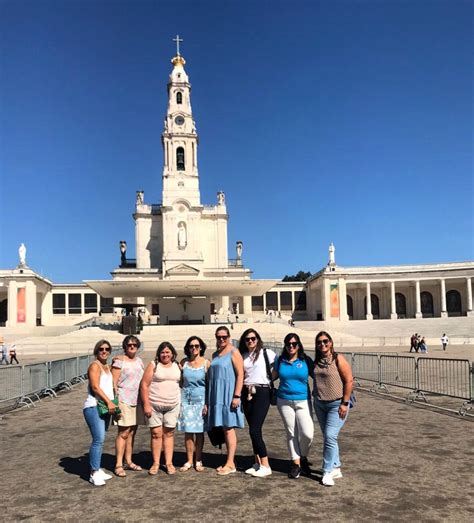 Peregrina O Nacional Das Miseric Rdias Ao Santu Rio De F Tima Santa