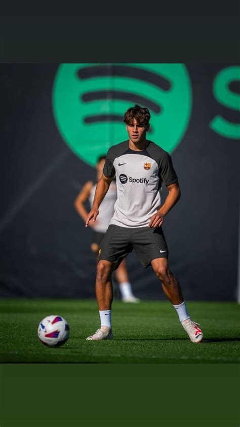 Marc Guiu En Jugadores De F Tbol Futbol Ropa Juvenil Hombre