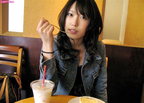 JapaneseBeauties Amateur Chika jav model Free JavIdol nude picture gallery 素人娘ひか AV女優ギャラリー