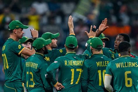 Van der Dussen says Proteas have grown closer through adversity | The ...